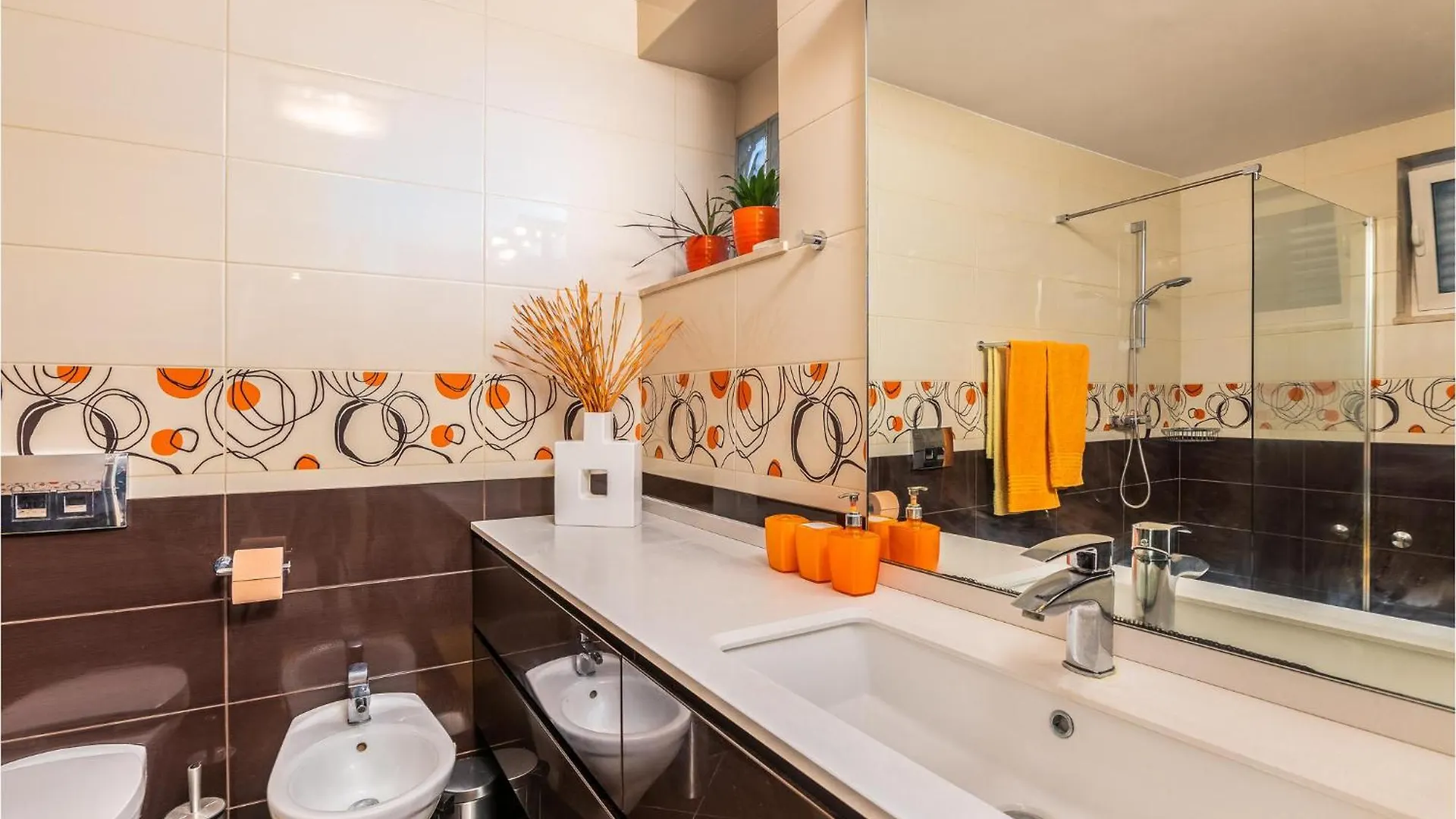 Gorgeous Home In Jurandvor With Kitchen Сasa de vacaciones