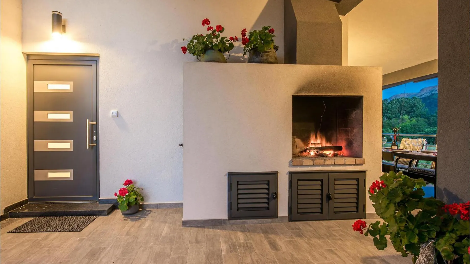 Gorgeous Home In Jurandvor With Kitchen Сasa de vacaciones